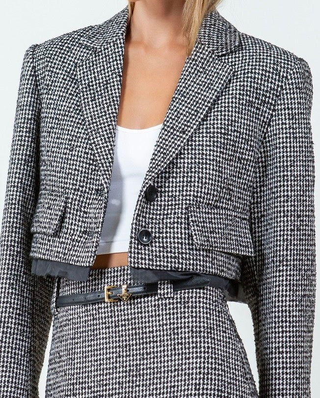 Cropped Houndstooth Blazer