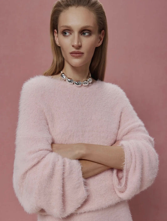 01 - Oversized Fluffy Yarn Sweater - Noel