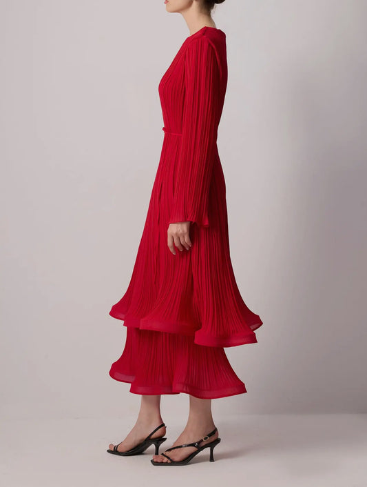 Elegant Pleated Chiffon Maxi Dress with Flowing Sleeve