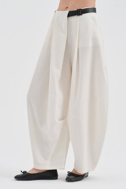 02- Luna Balloon Pants