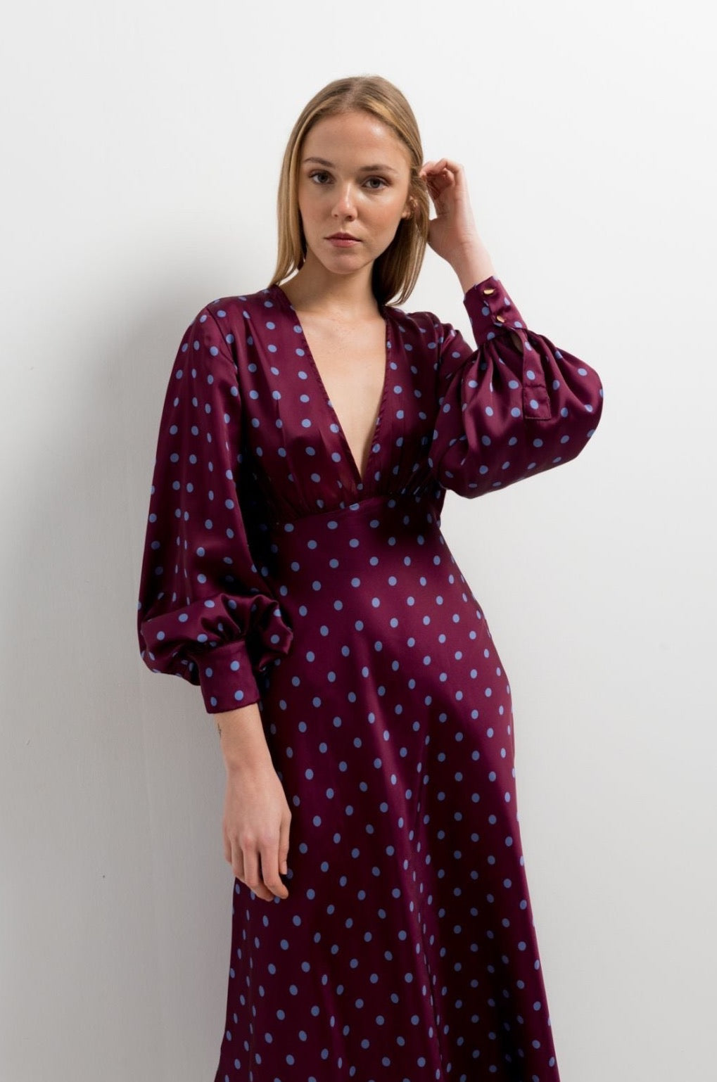 pla BURGUNDY POLKA DOT