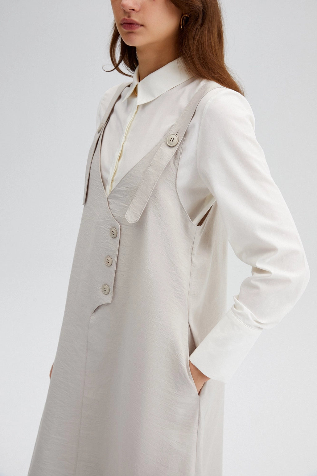 Button Detailed Linen Gilet